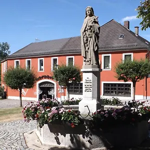 Weisses Ross 3* Konnersreuth